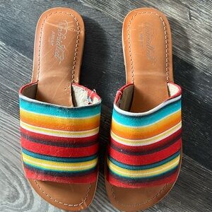 Women’s ARIAT unbridled sandals